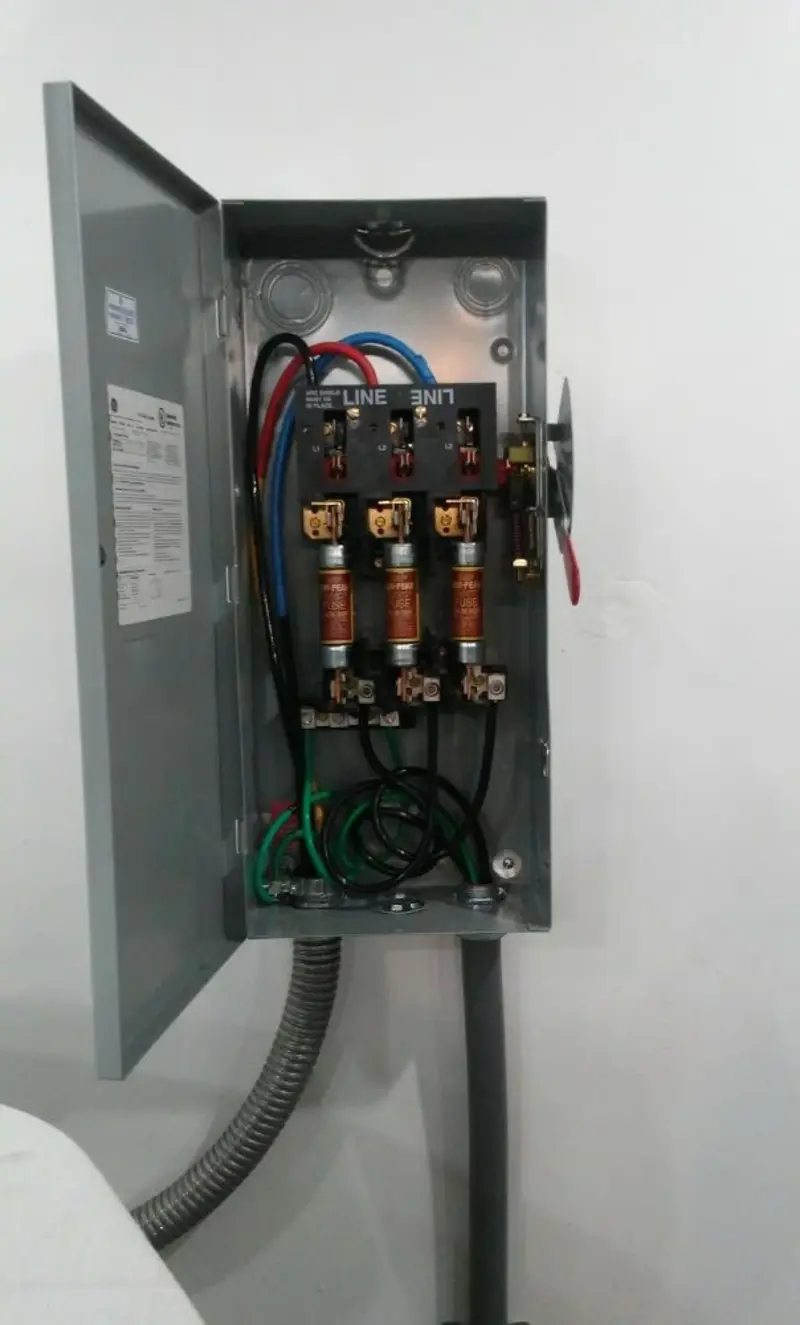 Three-phase disconnect switch installed for Electrical Wiring & Rewiring in Gouverneur